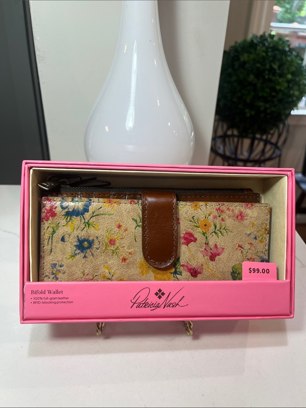 Patricia Nash PRAIRIE ROSE Nazari Wallet Floral Pattern NWT